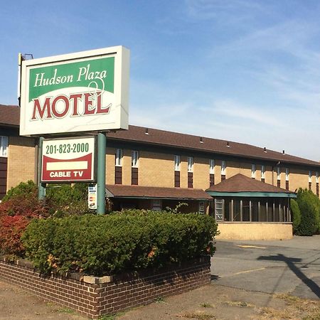 Hudson Plaza Motel Bayonne Jersey City Exterior photo